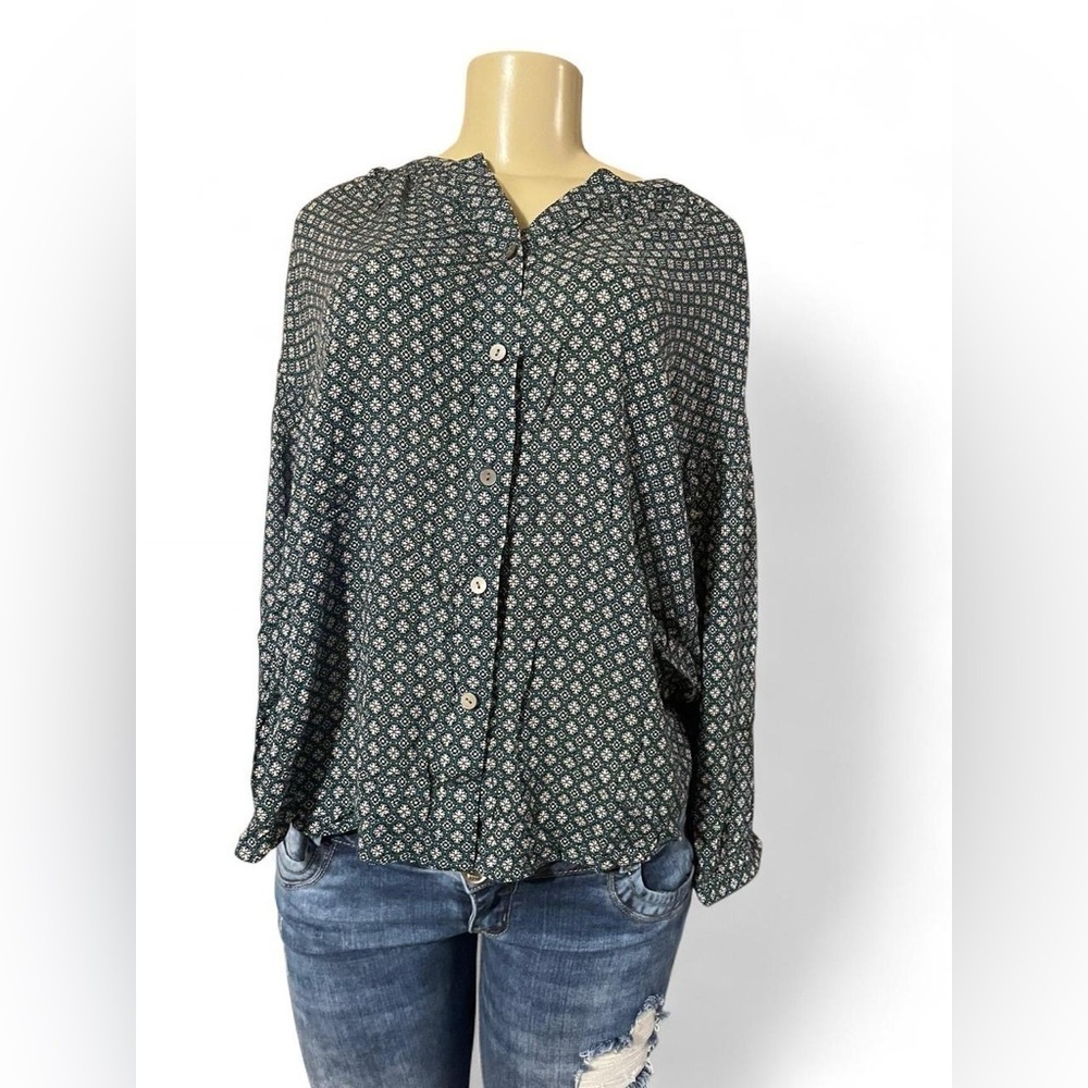 J. Jill Green Patterned Button-Down Shirt